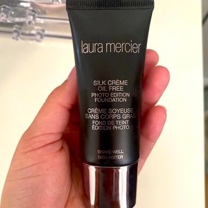 Laura Mercier Silk Crème Foundation